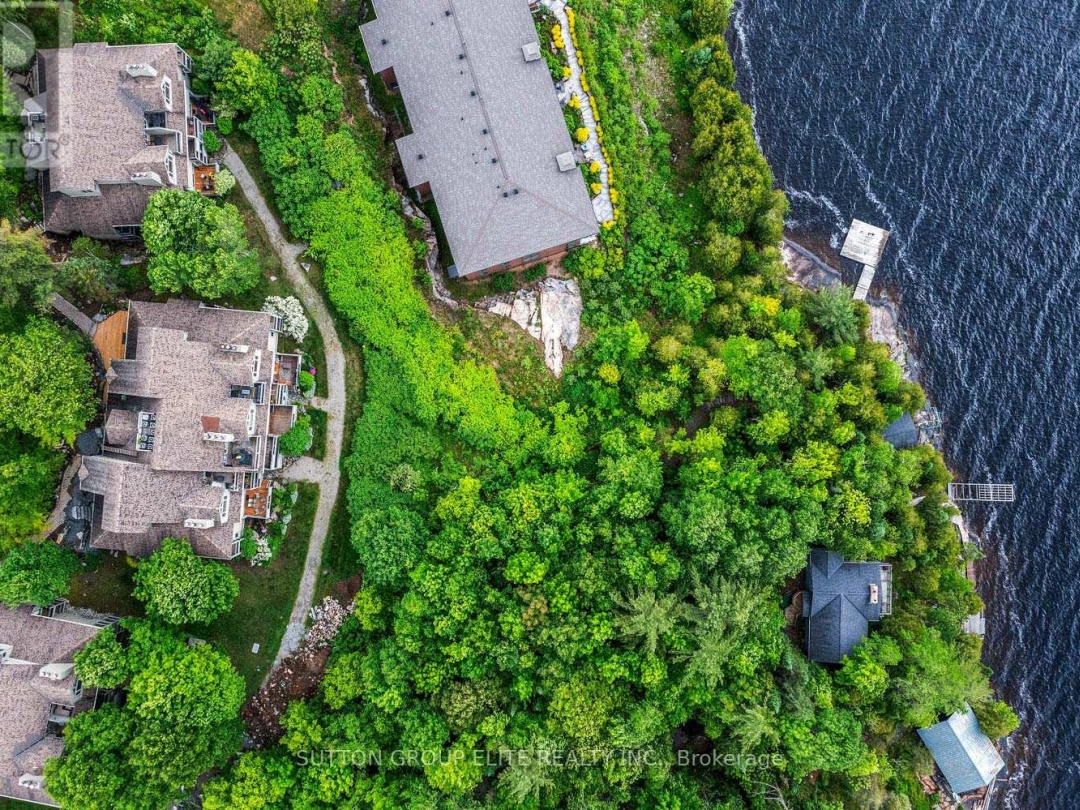 16 - 1611 GRANDVIEW HILLTOP DRIVE, Fairy Lake