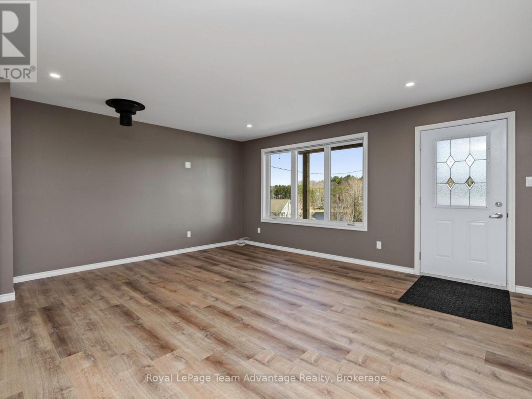 28 Meadowcrest Drive, McDougall