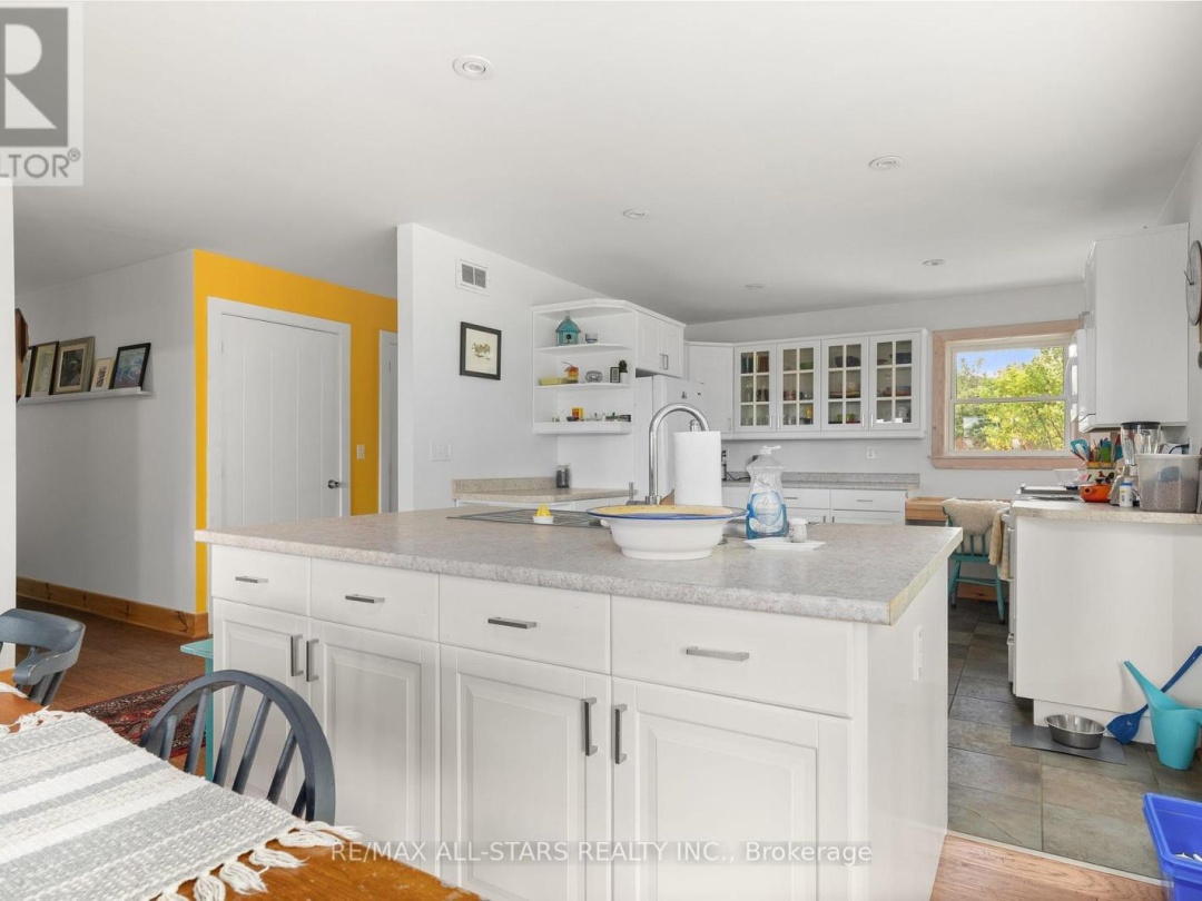 485 BURNT RIVER ROAD, 