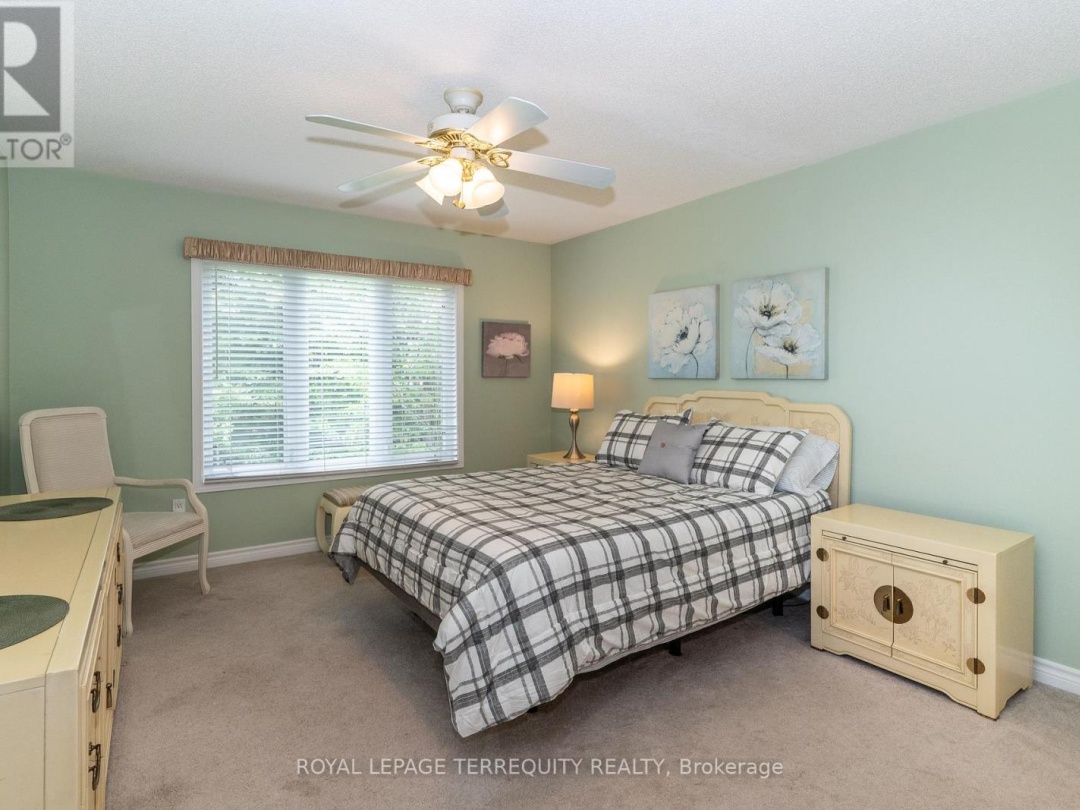 10 STONEHEDGE CLOSE, 