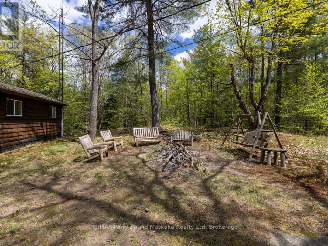 33 HOUSTON LANE, Otter Lake
