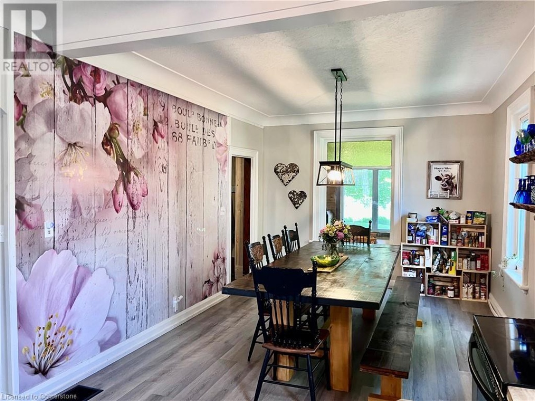 31 Blue Bay Lane, Cameron Lake