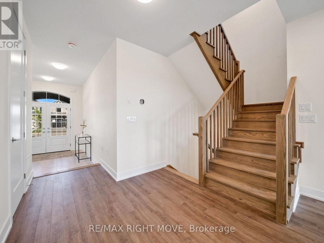 3194 ORION BOULEVARD, 