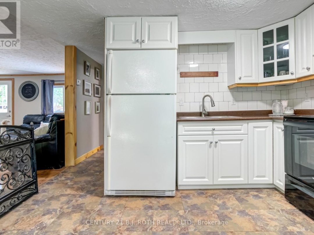 1002 WIGWAM LODGE ROAD, 