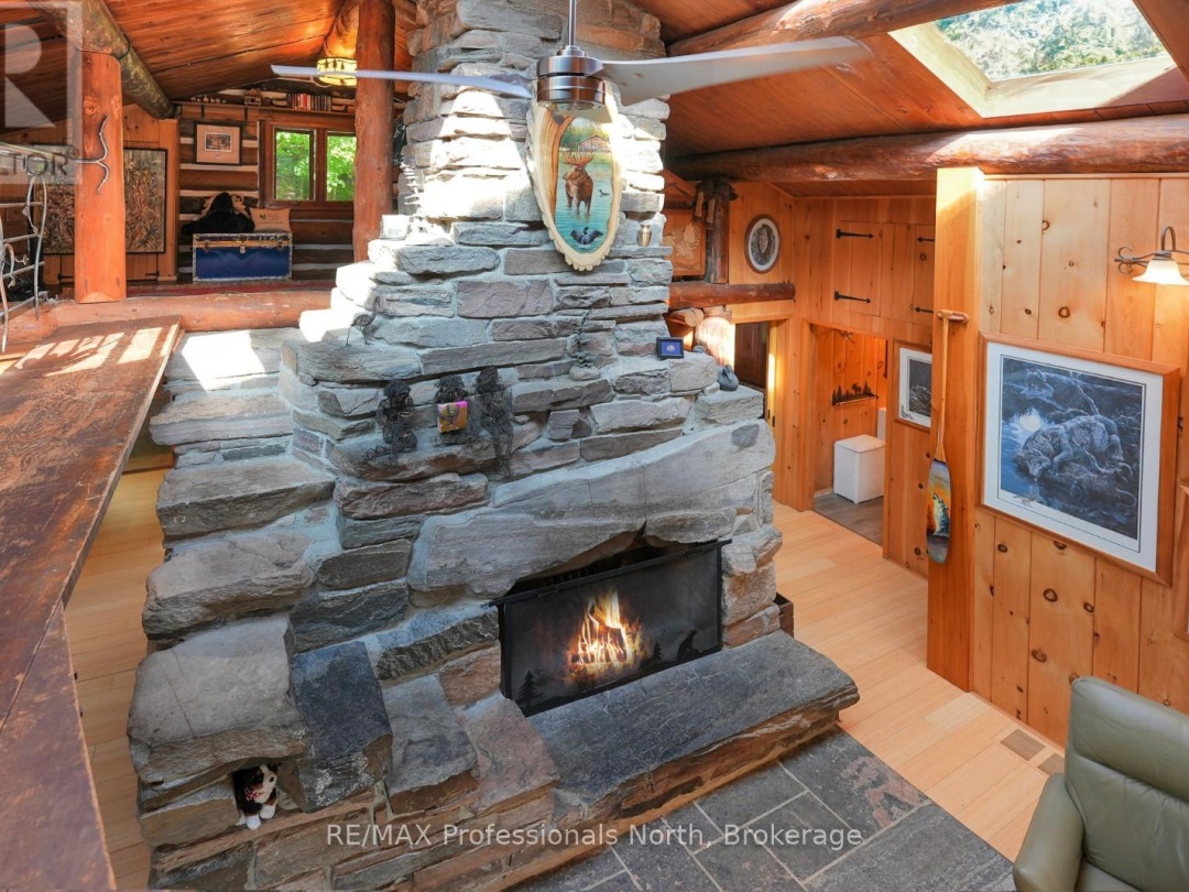 2718 WILKINSON ROAD, Kennisis Lake