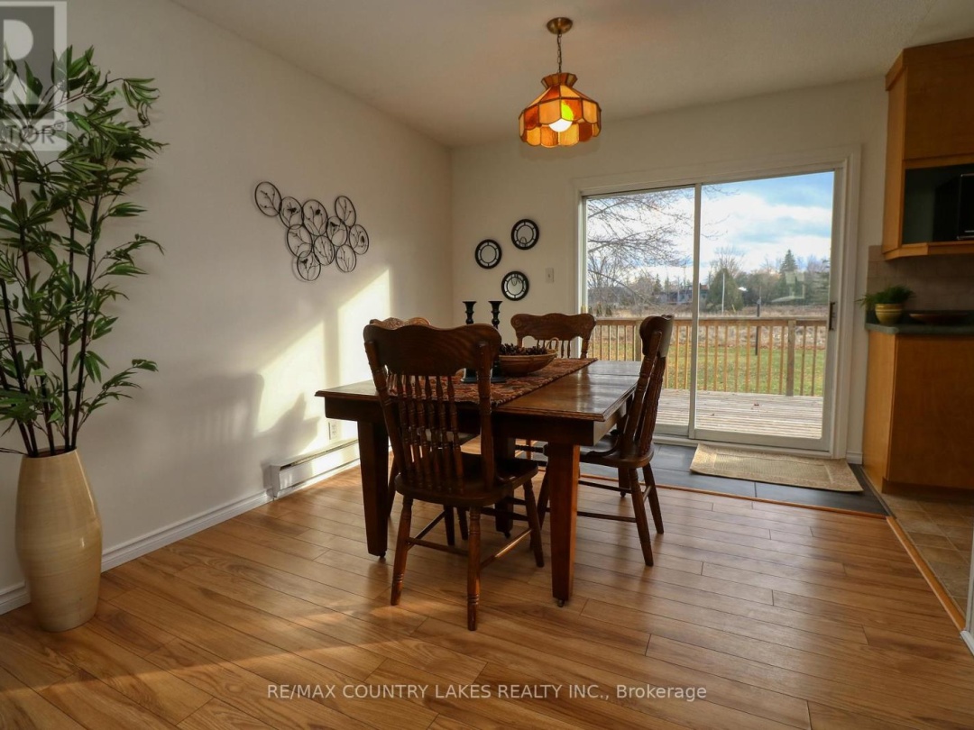 2899 GEORGINA DRIVE, 