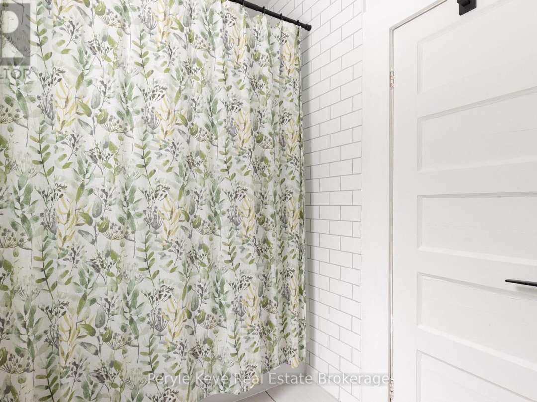 15 EAST ELLIOTT STREET, 