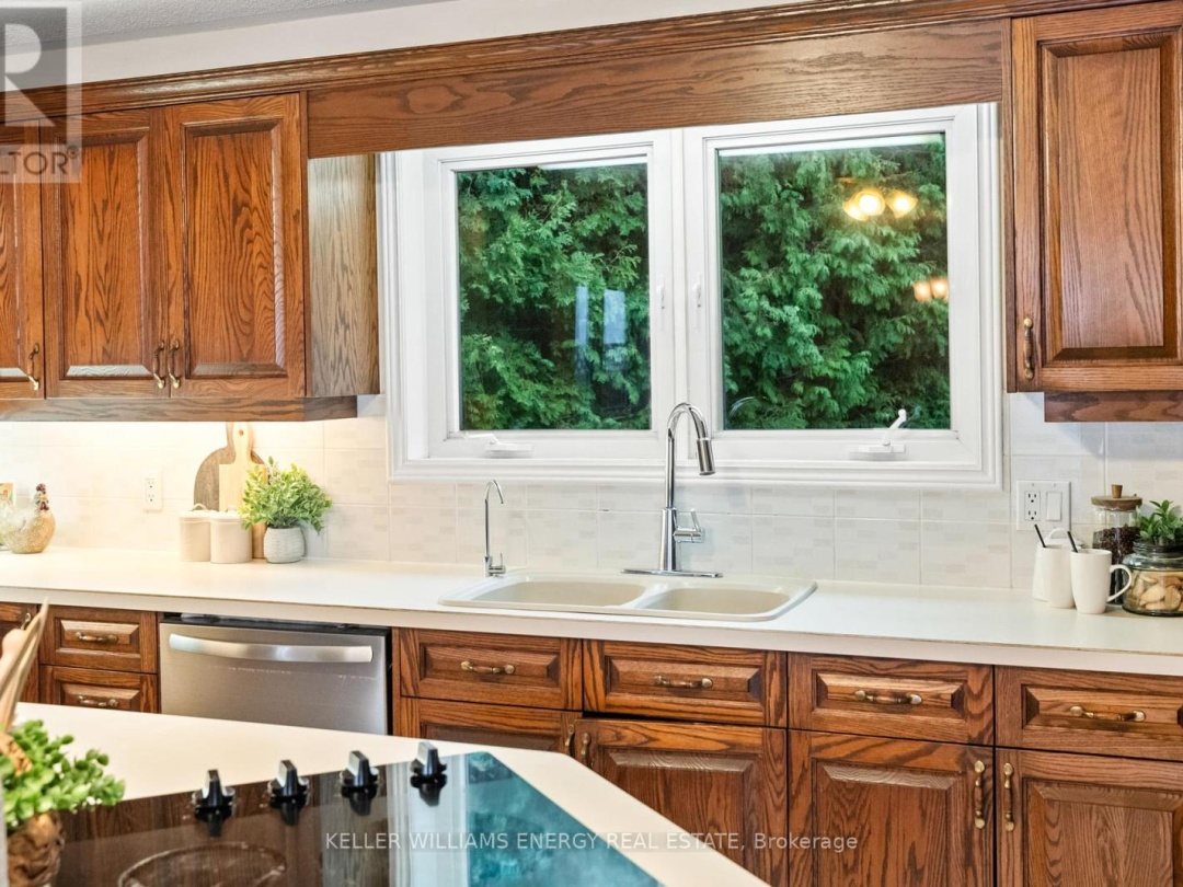 27 ALLENS LANE, 