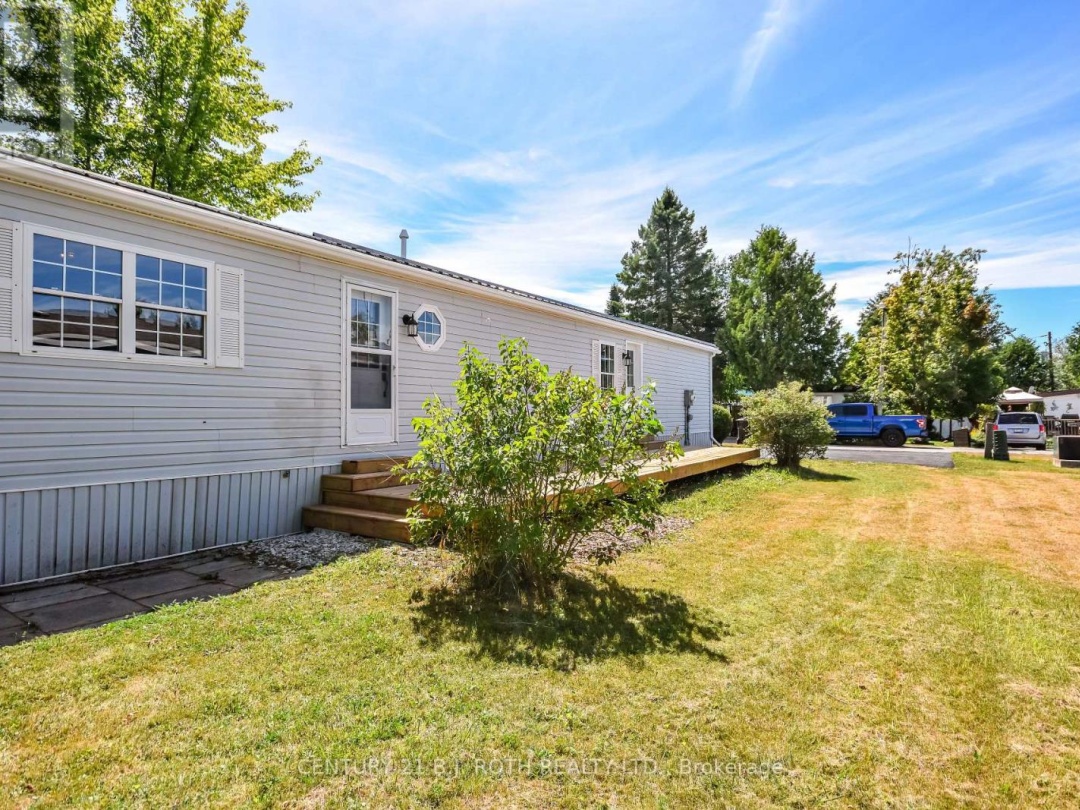 4113 ASH CRESCENT, 