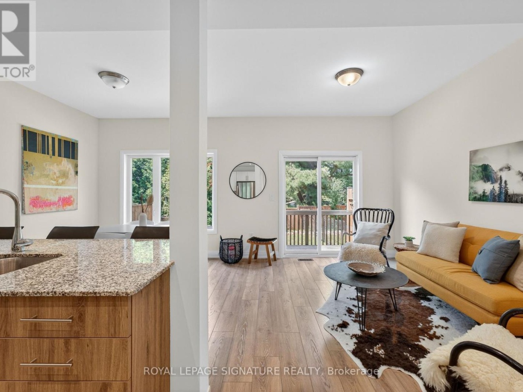 8 - 393 MANITOBA STREET, 