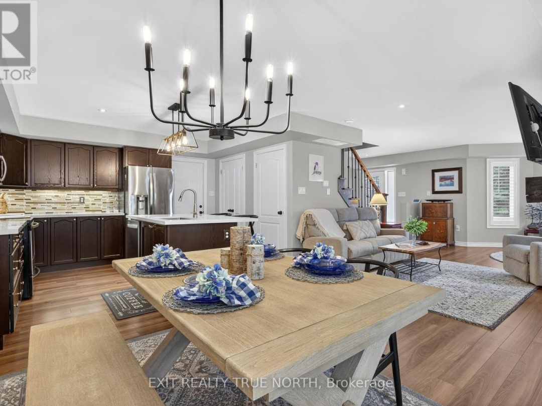 2 CARNOUSTIE LANE, 