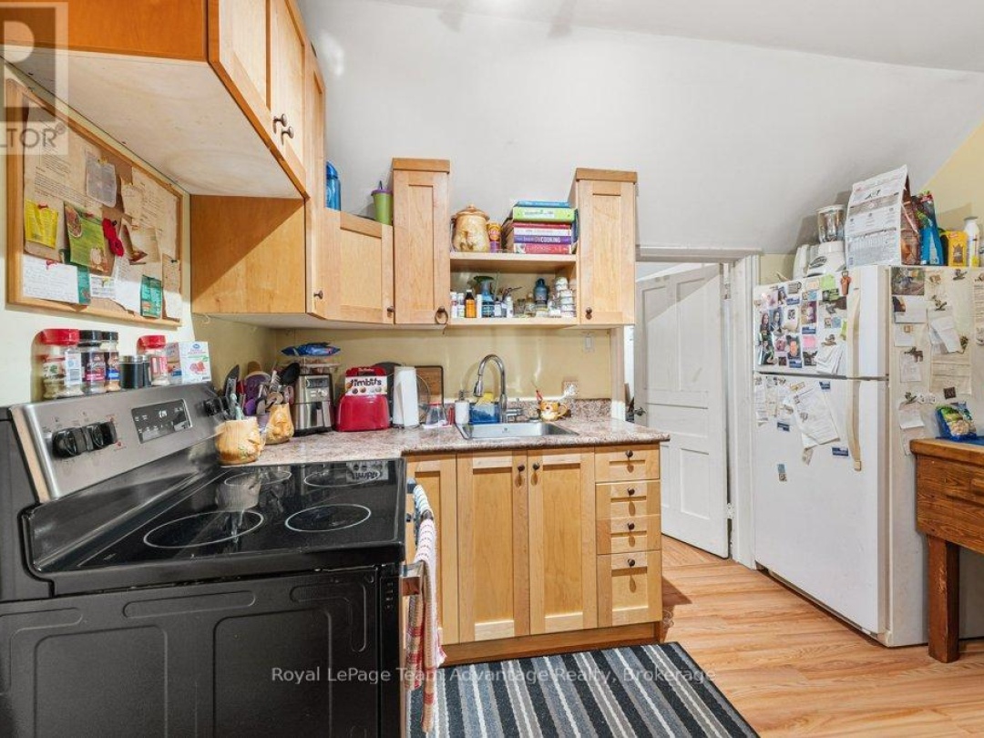 32 WAUBEEK STREET, 