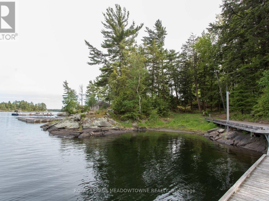 1 B 642 White Pigeon Island, Georgian Bay