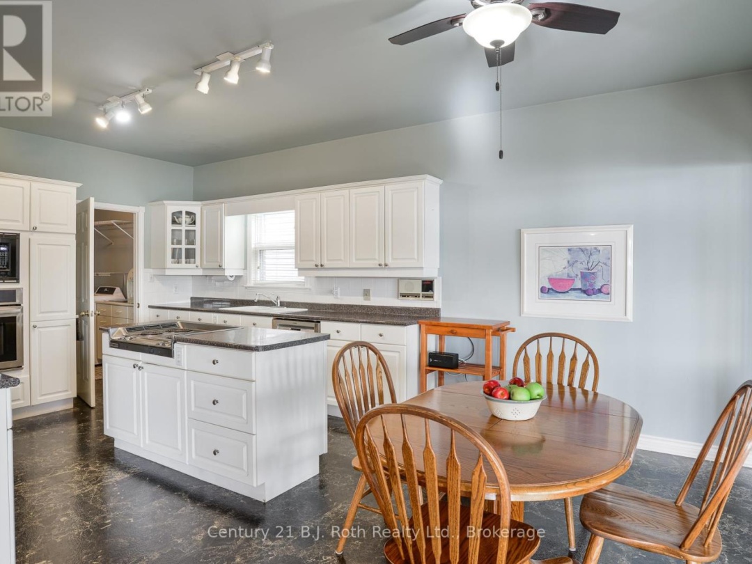 624 High Street, Lake Simcoe