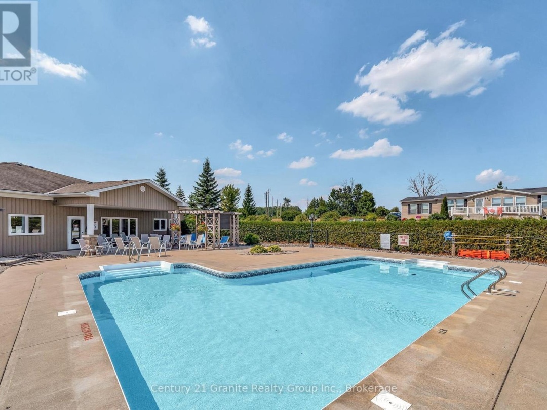 58 CREEKSIDE CIRCLE, 