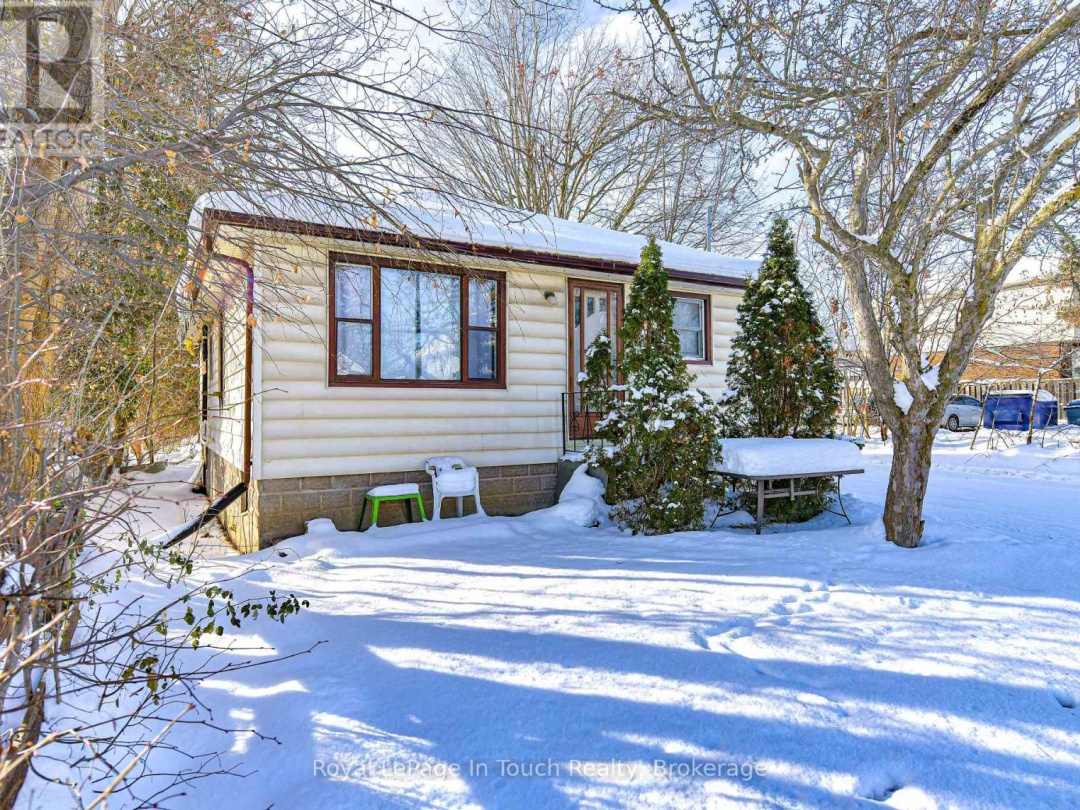 95 WESTMOUNT DRIVE N, 