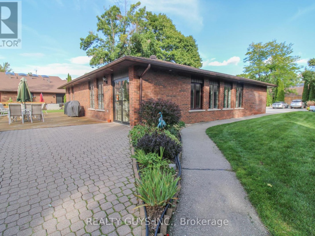 # 204 - 200 EAST STREET S, 