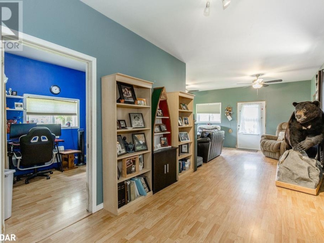 776 Monck Road 45, Head River