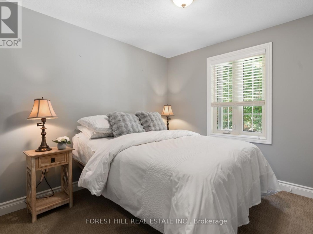 1025 TOWER CRESCENT, 