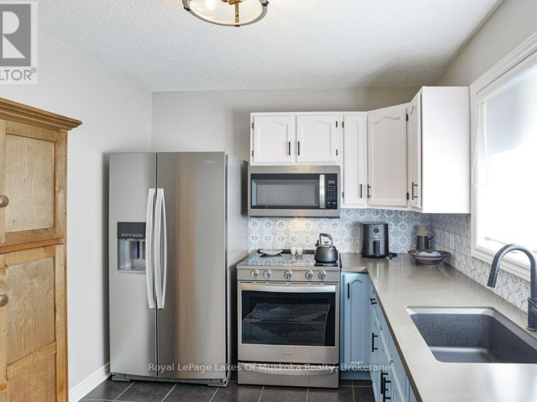 87 SOUTHBANK DRIVE, 