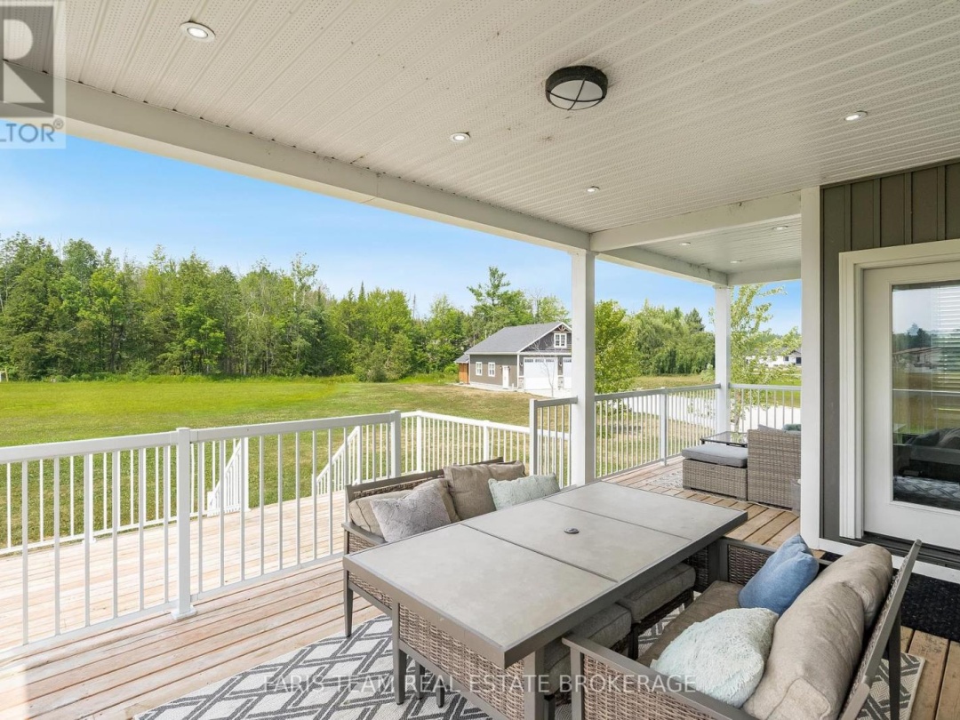 2448 STOCKDALE ROAD, 