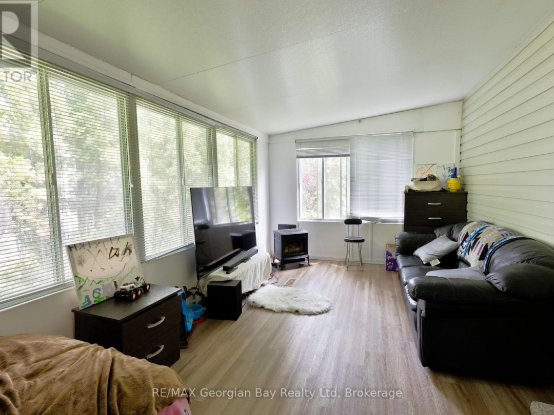 30 - 10 WINFIELD DRIVE, 