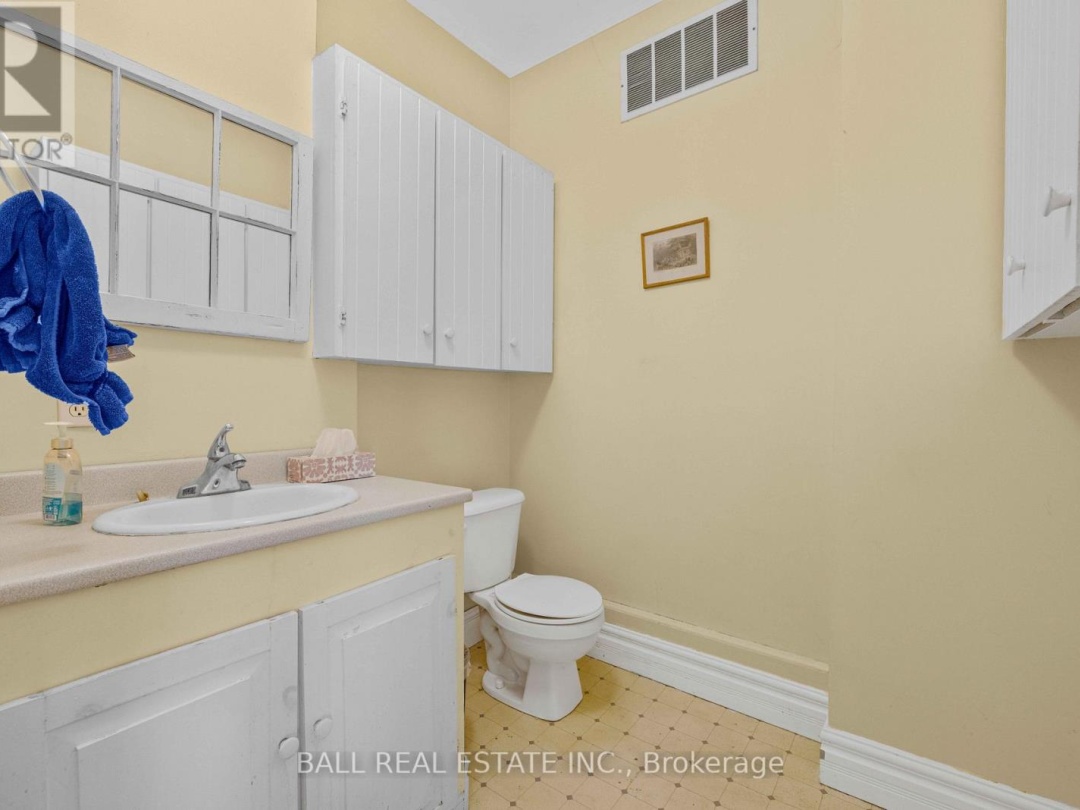589 COUNTY ROAD 8, 