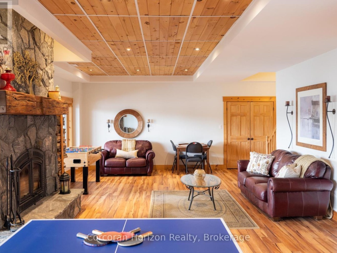 1481 EMILY LANE, 