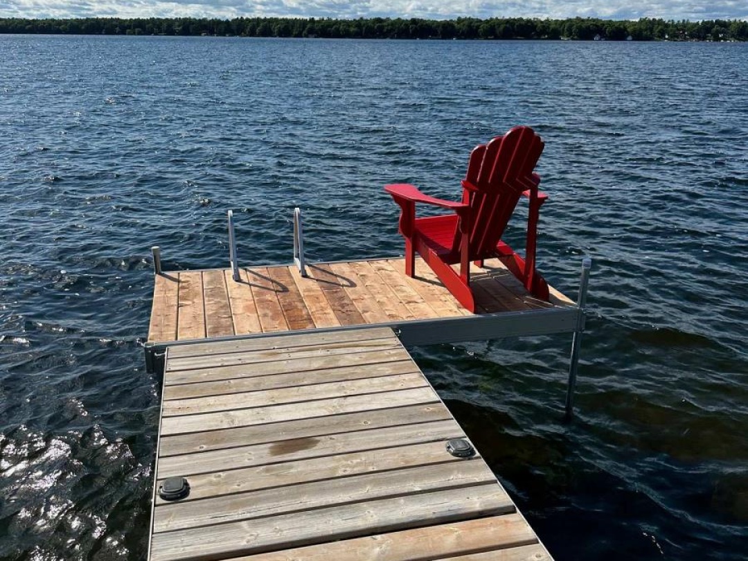 42 Pavillion Road, Sturgeon Lake