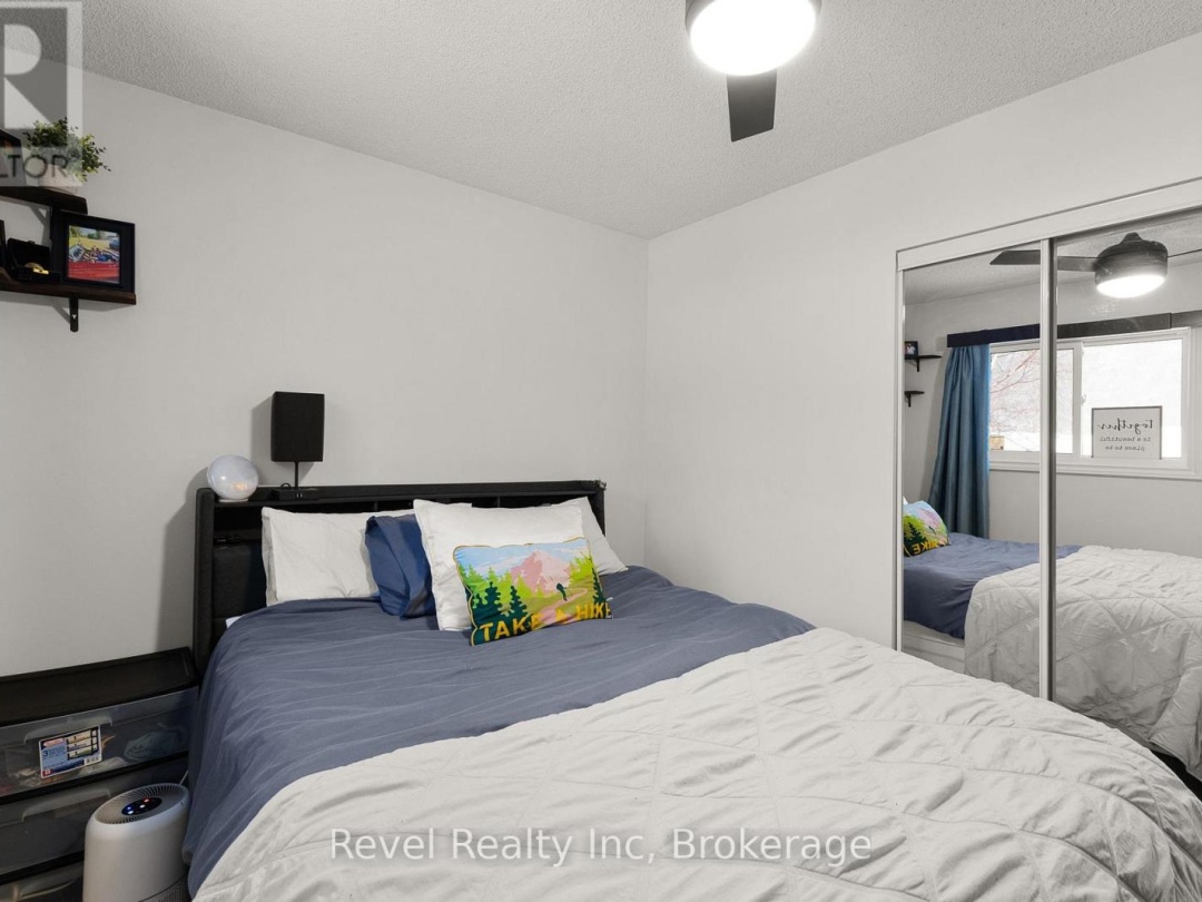 206 - 1 GEORGIAN BAY AVENUE, Parry Sound