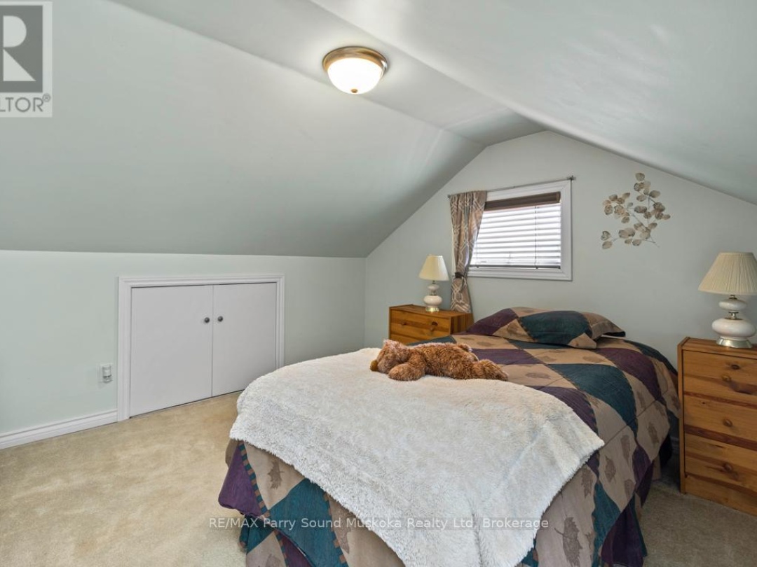 2 Melissa Street, Parry Sound