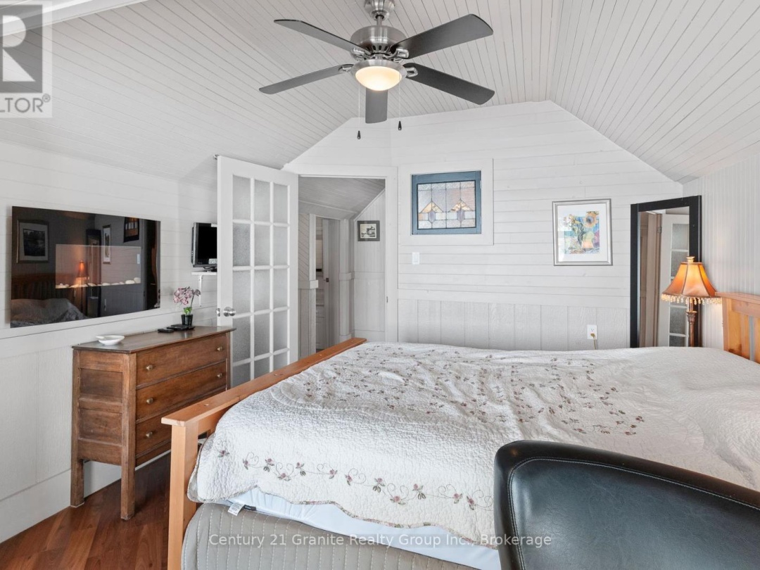 359 AVERY POINT ROAD, 