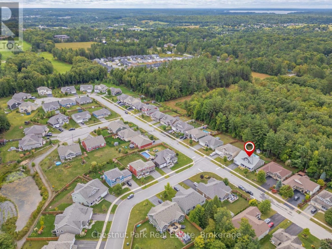 17 WINDSONG CRESCENT, 