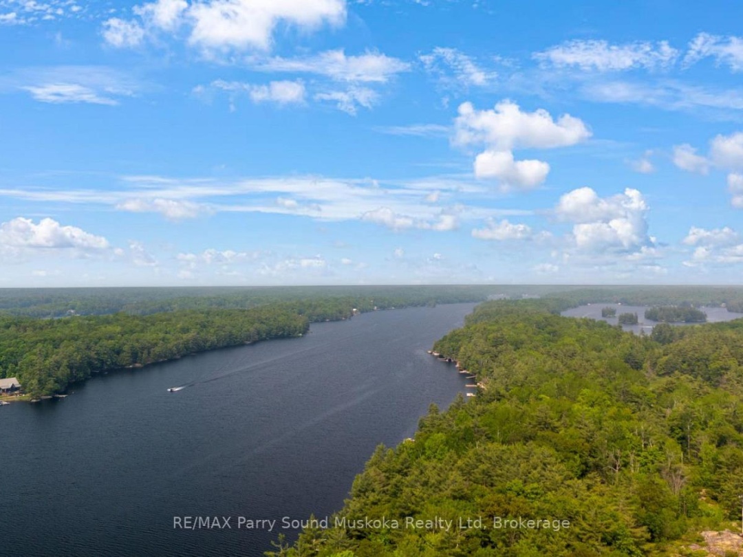 124 HEALEY LAKE WATER, 