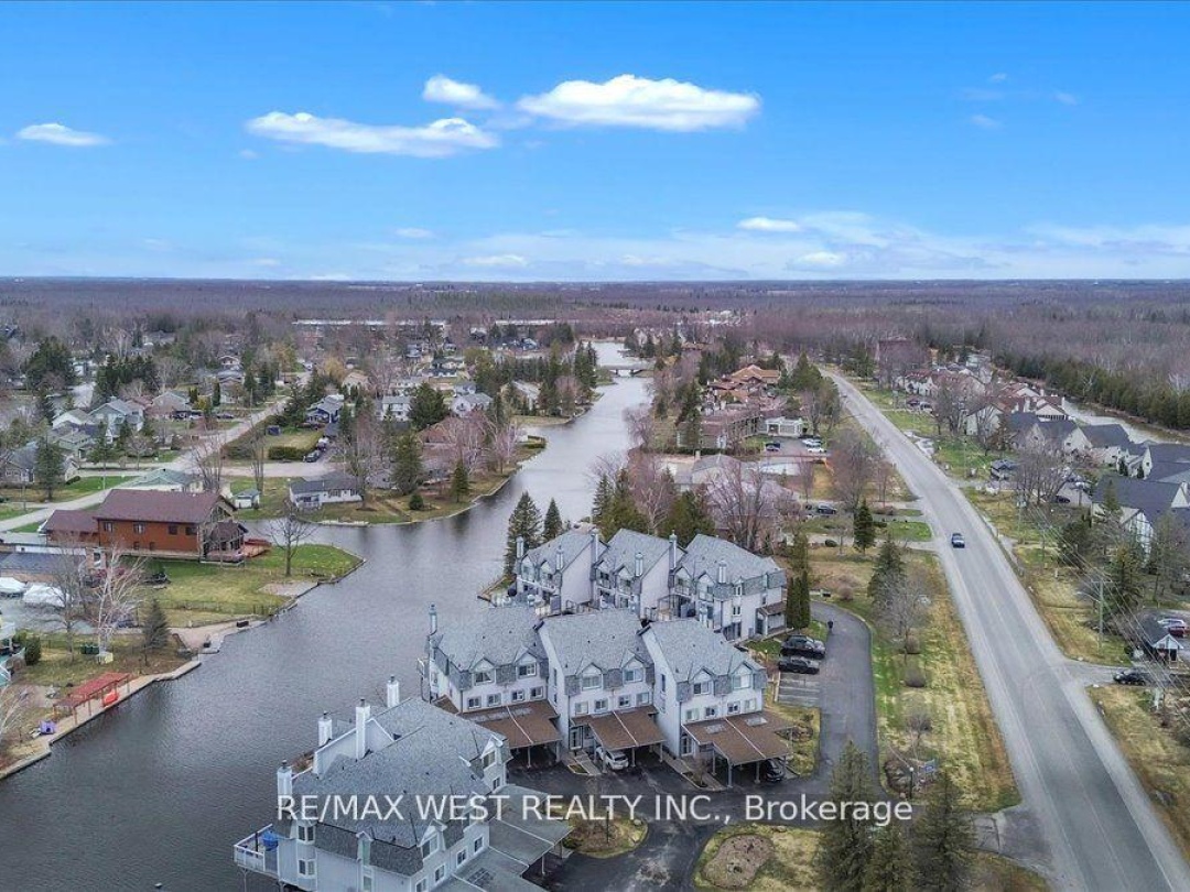 9 - 24 LAGUNA PARKWAY, Lake Simcoe