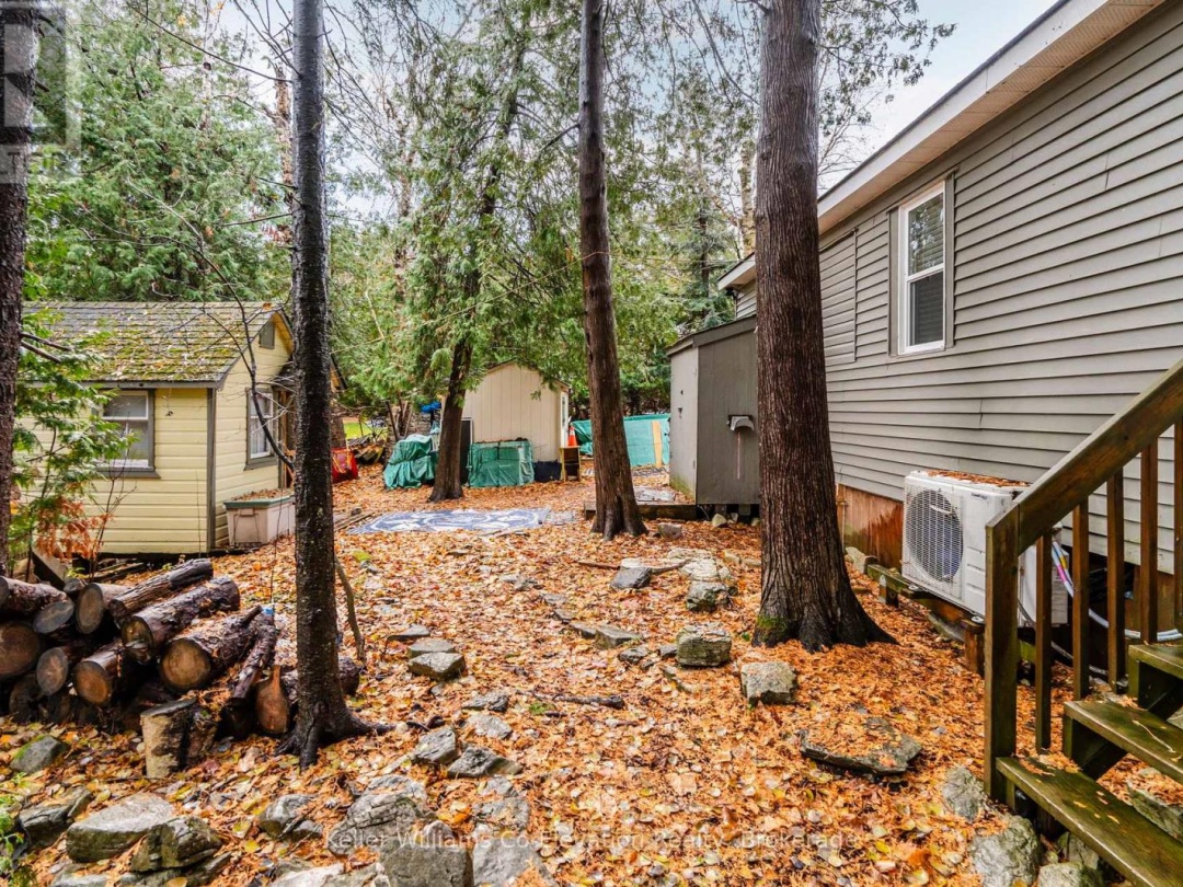 33 GLOUCESTER GROVE, 