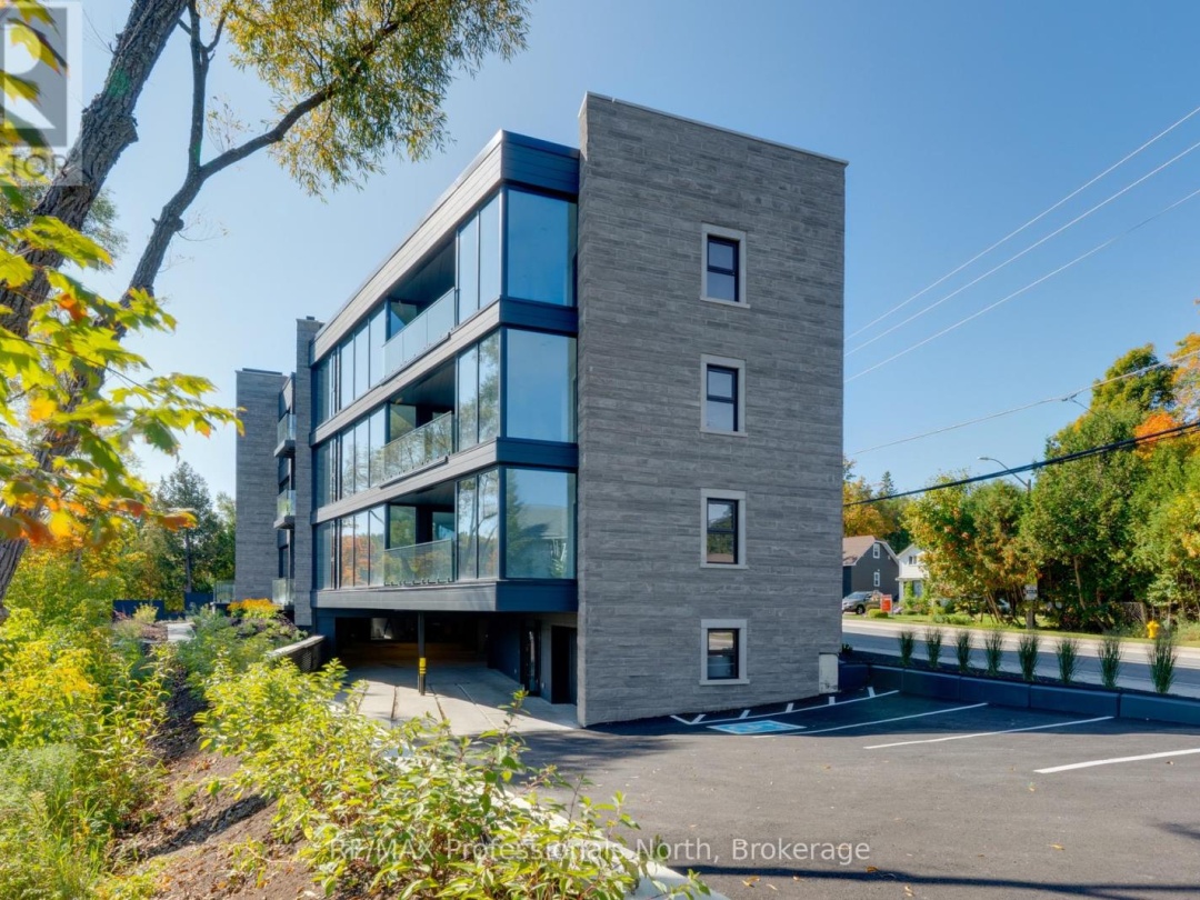 102 - 32 BRUNEL ROAD, Muskoka River