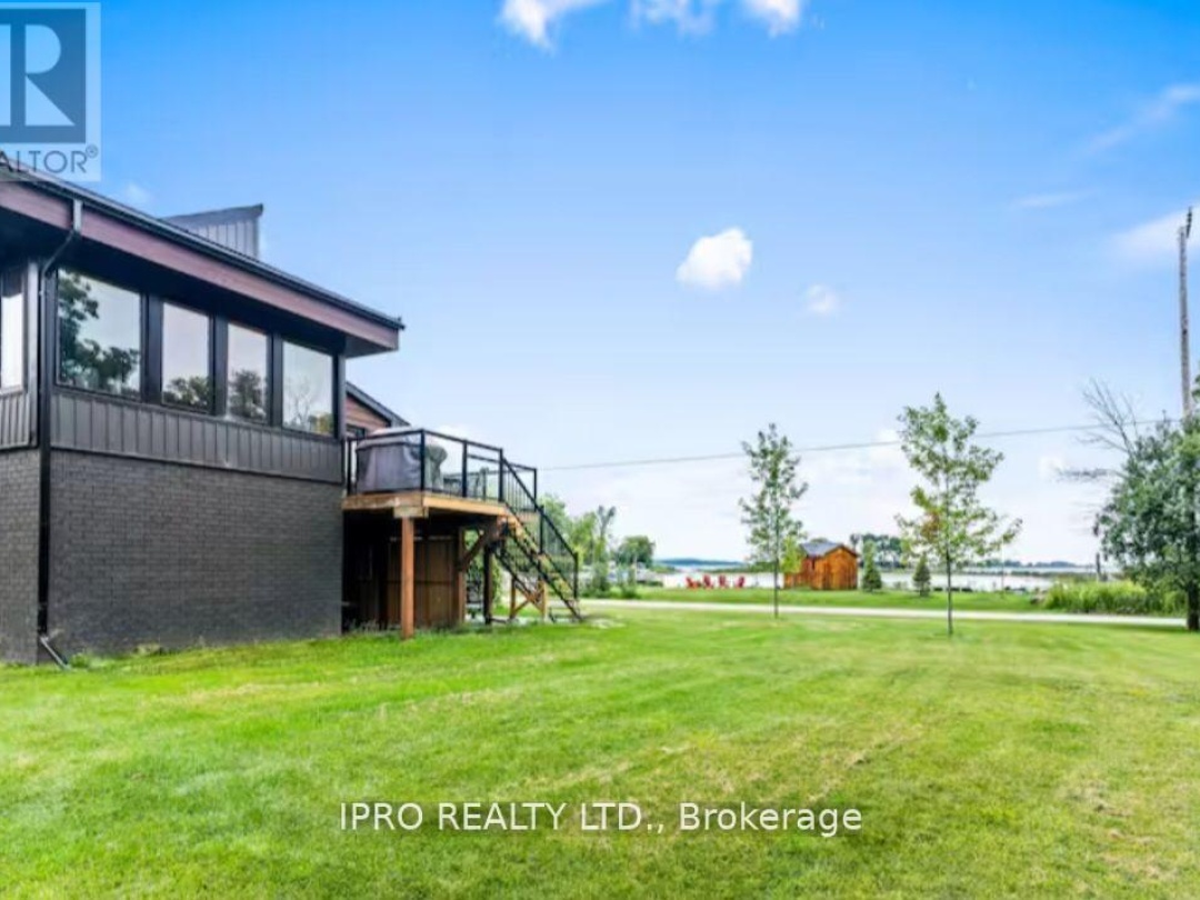 39 LONG POINT ROAD, 