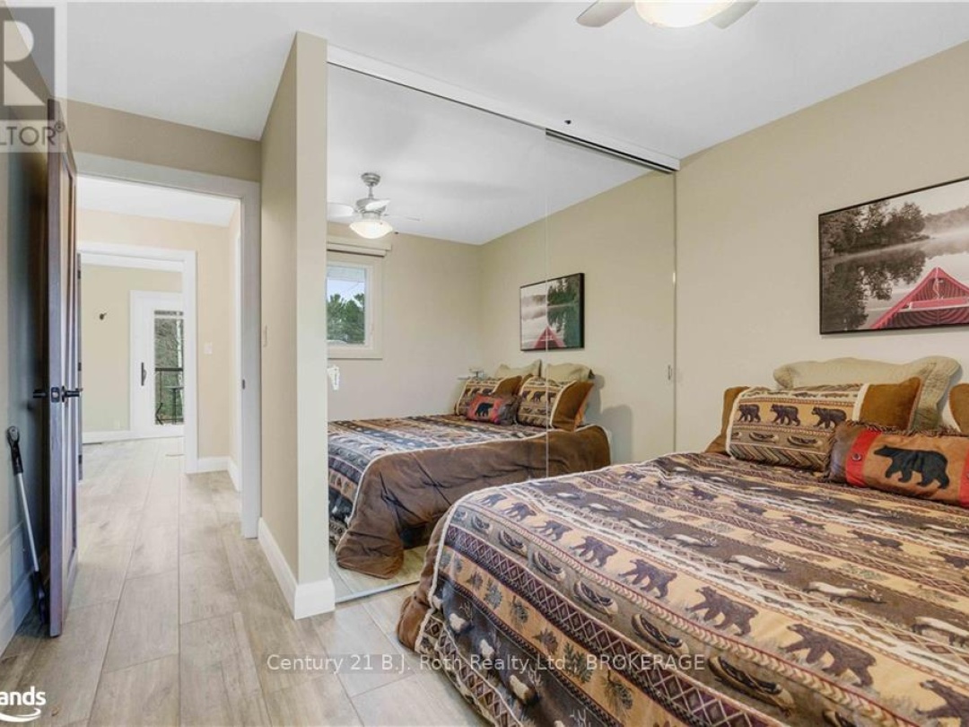 2983 Whelan Way, Black Lake