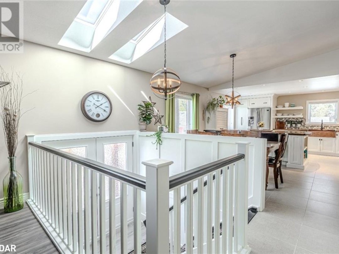 99 King Road, Waubaushene