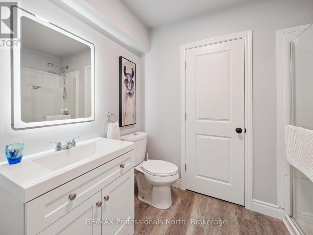 23 THOMAS CRESCENT, 