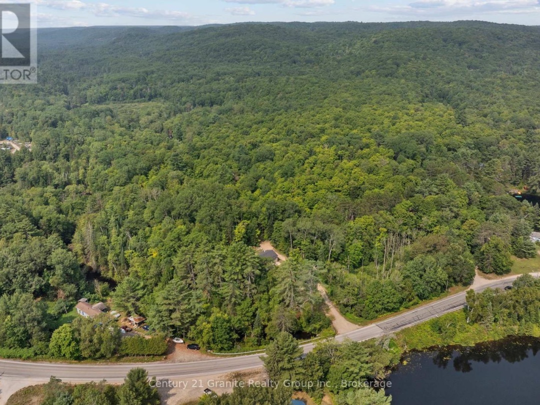 2275 KENNISIS LAKE ROAD, 
