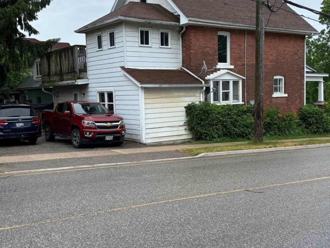 90 COLDWATER ROAD W, 