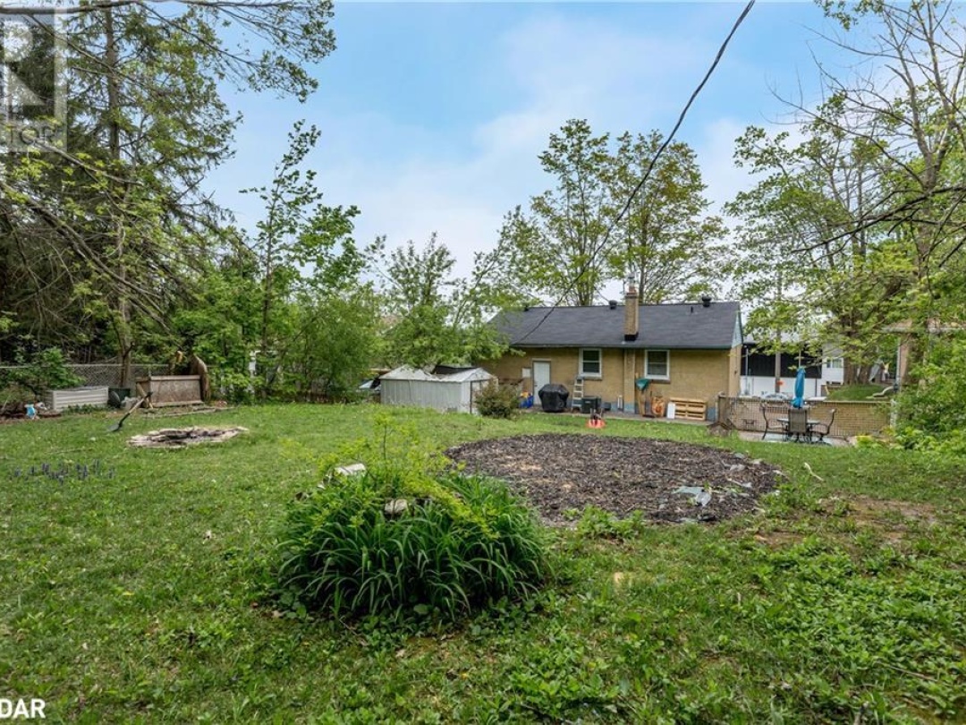 48 Brant Street W, Orillia