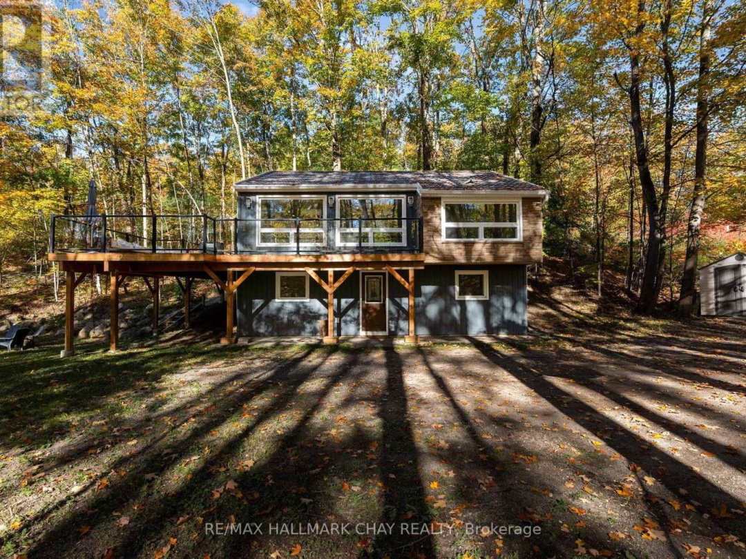1 IROQUOIS RIDGE,