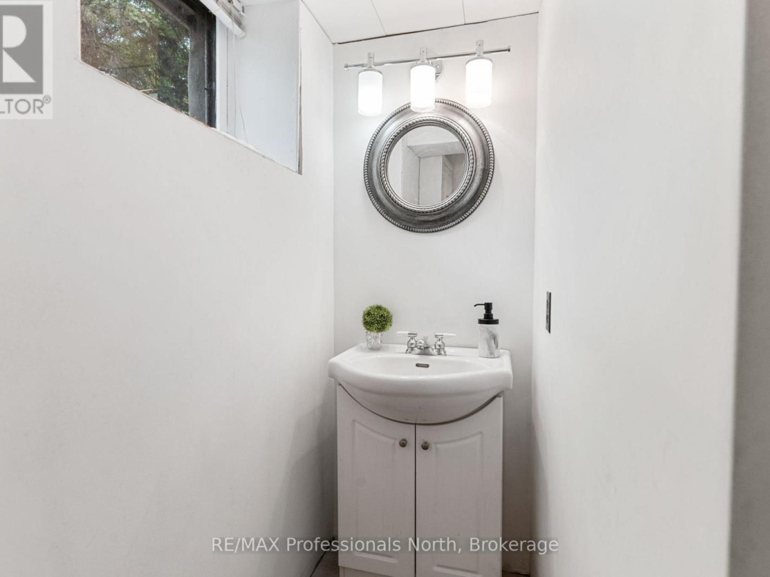 3866 DEEP BAY ROAD, 