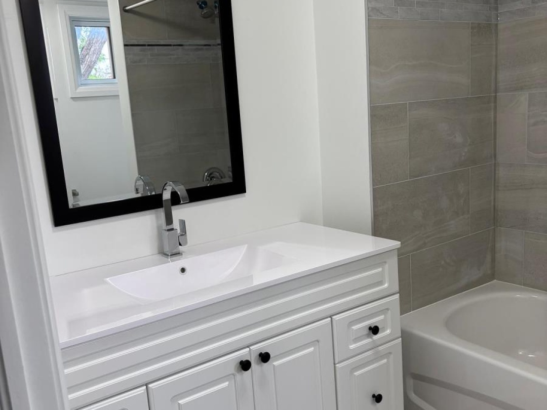 90 COLDWATER ROAD W, 