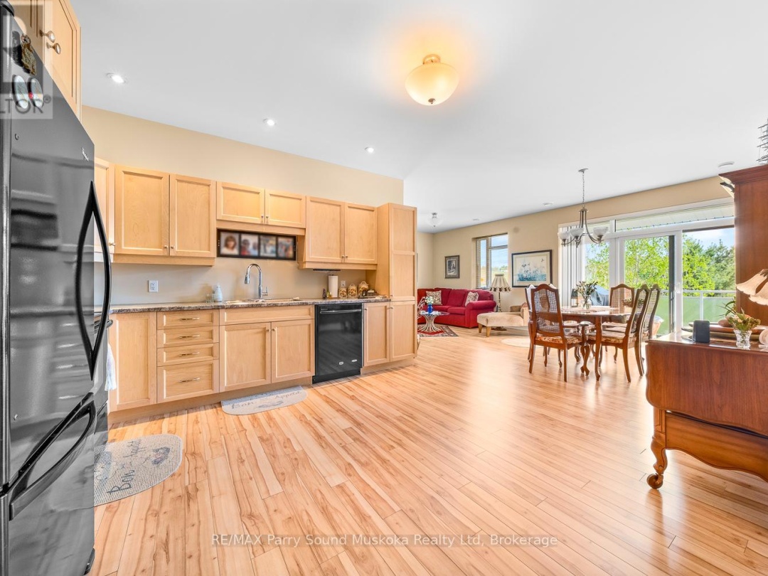 304 20 Silver Birch Court, Parry Sound