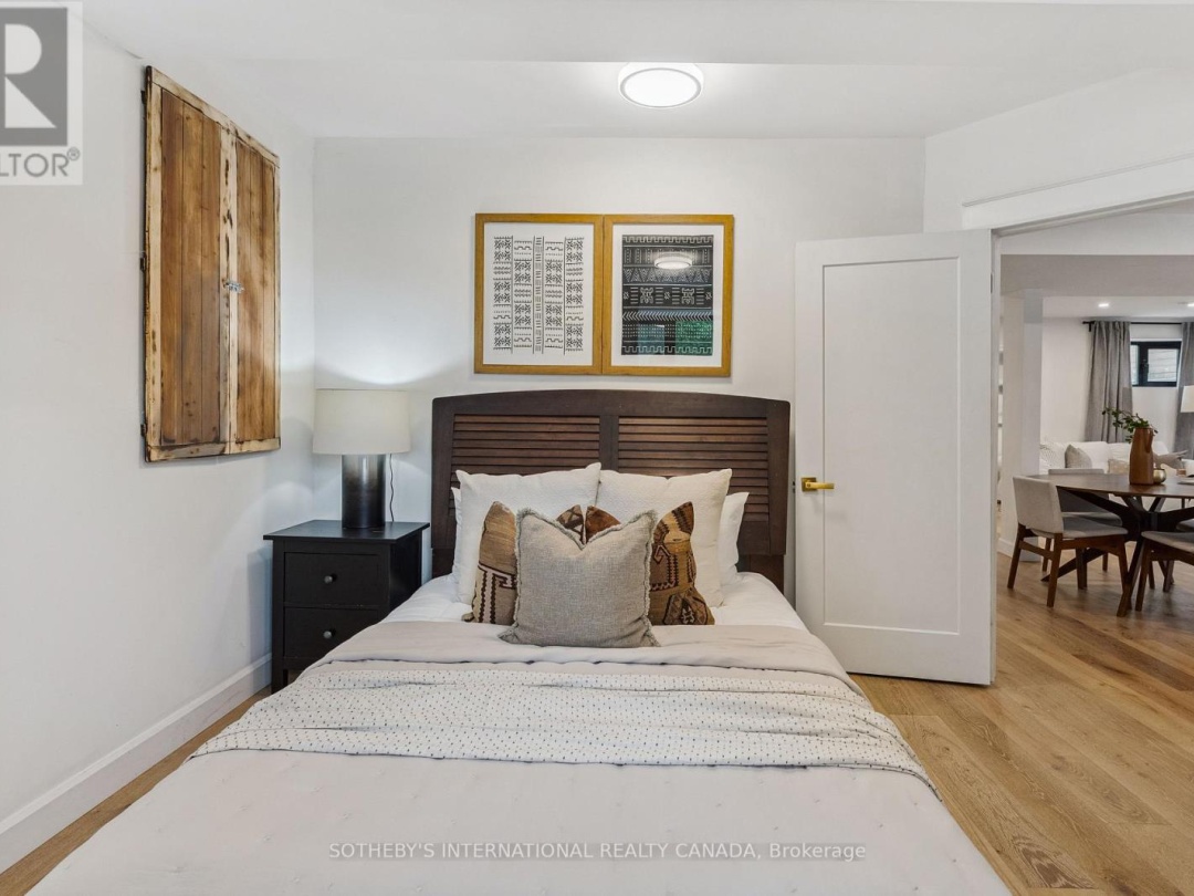 25 SILVER BIRCH STREET, 