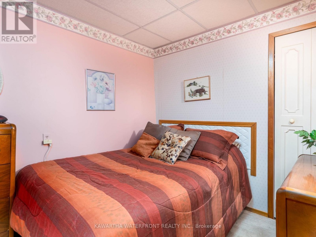 6 Oriole Road, Cameron Lake
